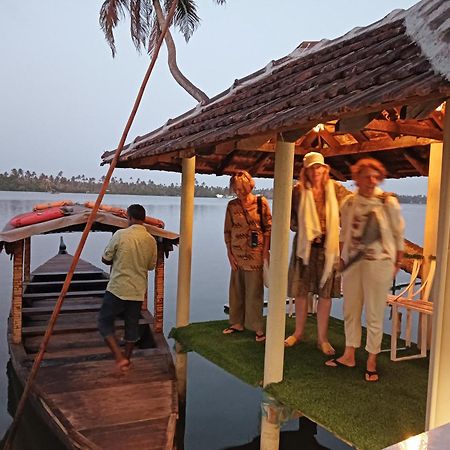 Sagar Beach Villas Home Stay Cherai Beach Ngoại thất bức ảnh